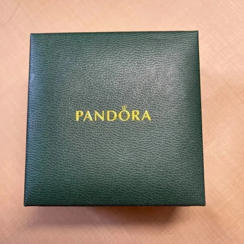 Pandora Limited edition Rose Gold bracelet set 10 charms,Very Rare to find